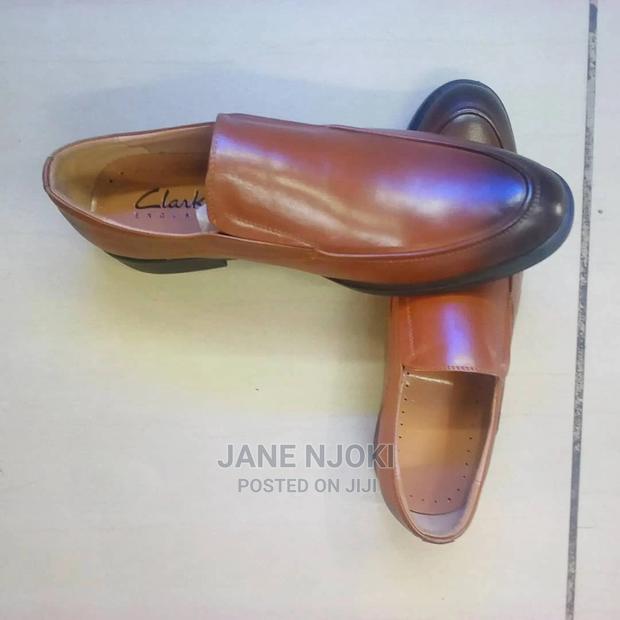 Gold Shoes - main view