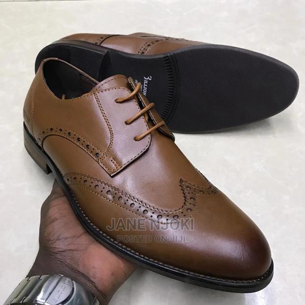 Gold Shoes - thumbnail 3
