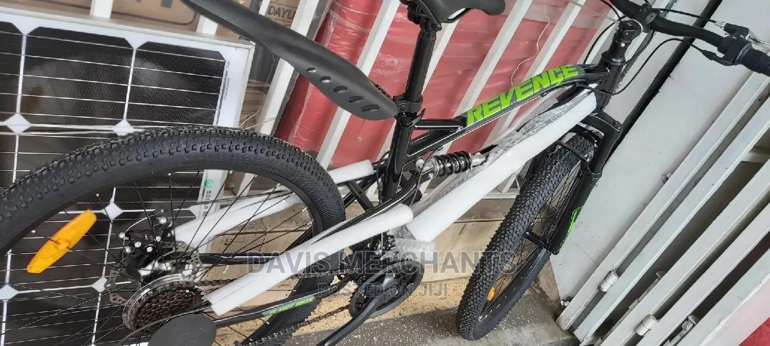 Sports Bike With Middle Shock , Gear and Disc Brake System
