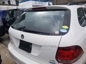 Volkswagen Golf Variant 2015 White
