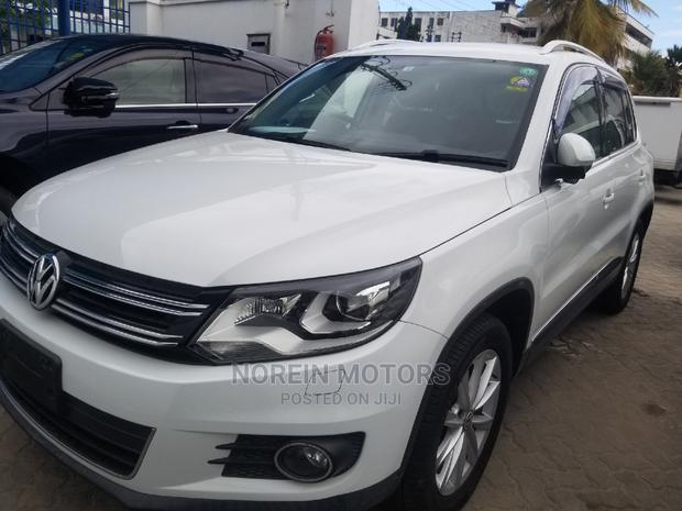 Volkswagen Tiguan 2014 White - thumbnail 3