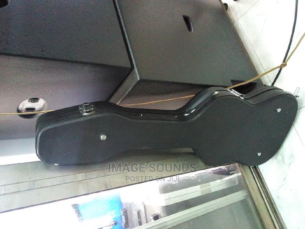 Guitar Case - thumbnail 5