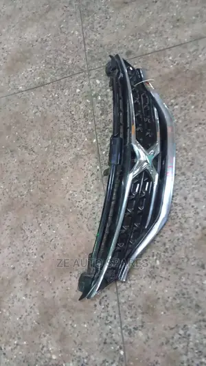 Toyota Maxk X Grill New Model