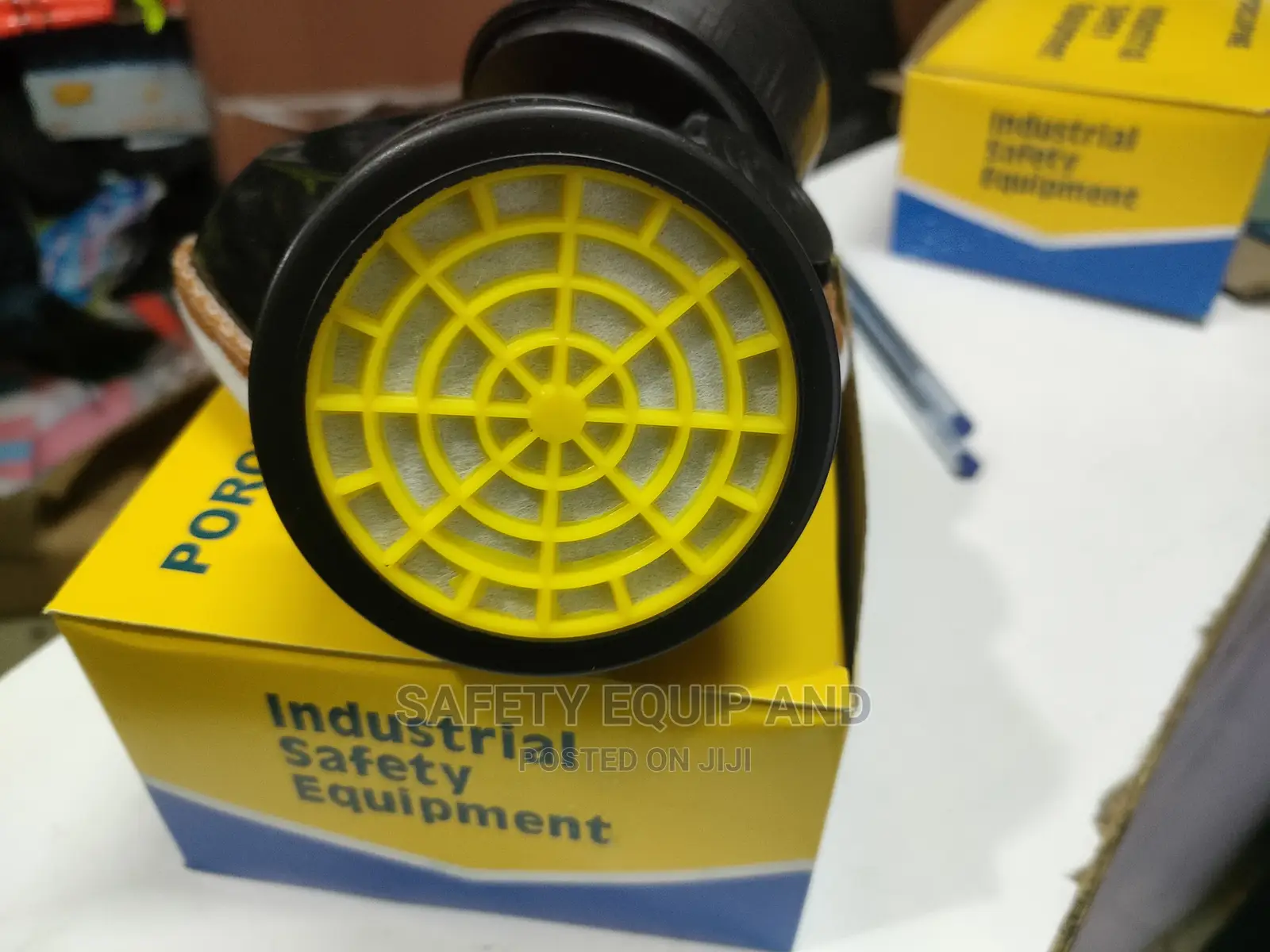 NP 306 Chemical Respirator