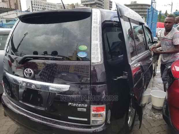 Toyota ISIS 2014 Purple - thumbnail 6
