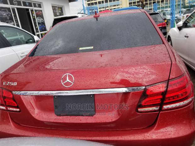 Mercedes-Benz E250 2015 Red - thumbnail 5