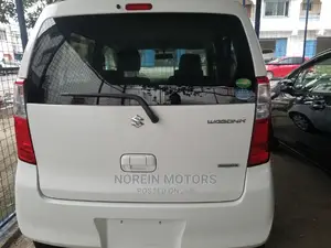 Suzuki Wagon 2015