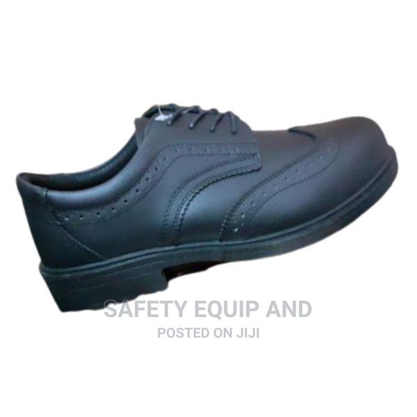 Safety Shoes for Sale in Kenya in Discounted Price