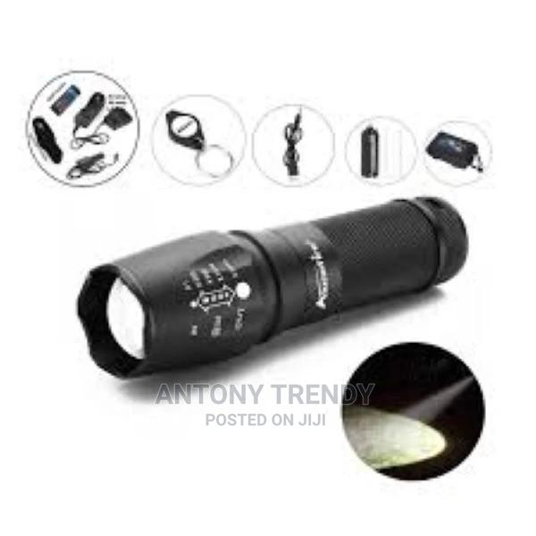 New Super Bright Powerful T6 Torch Flash Light Flashlight