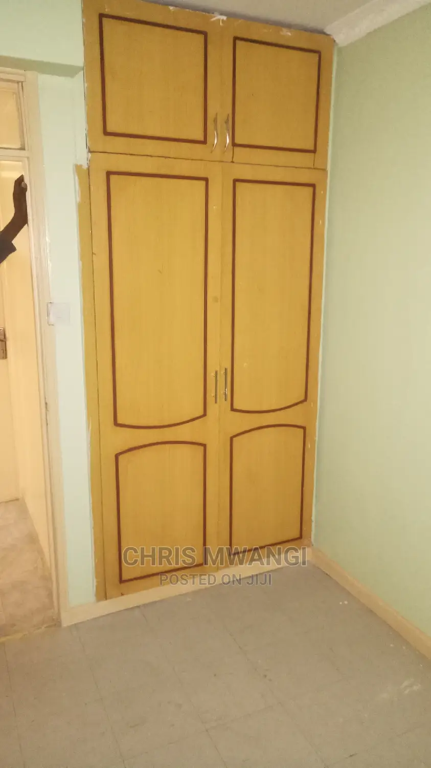 2bdrm Block of Flats in Lumumba Drive, Roysambu for Sale