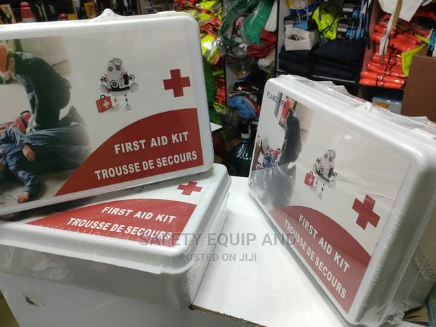 First Aid Box - Ideal for Workshop - thumbnail 2