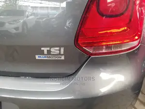 Volkswagen Polo 2015 Gray
