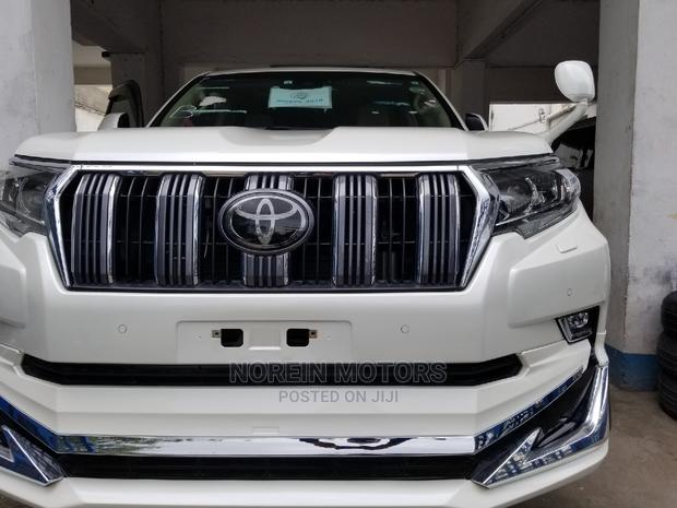 Toyota Land Cruiser Prado 2016 White