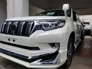 Toyota Land Cruiser Prado 2016 White