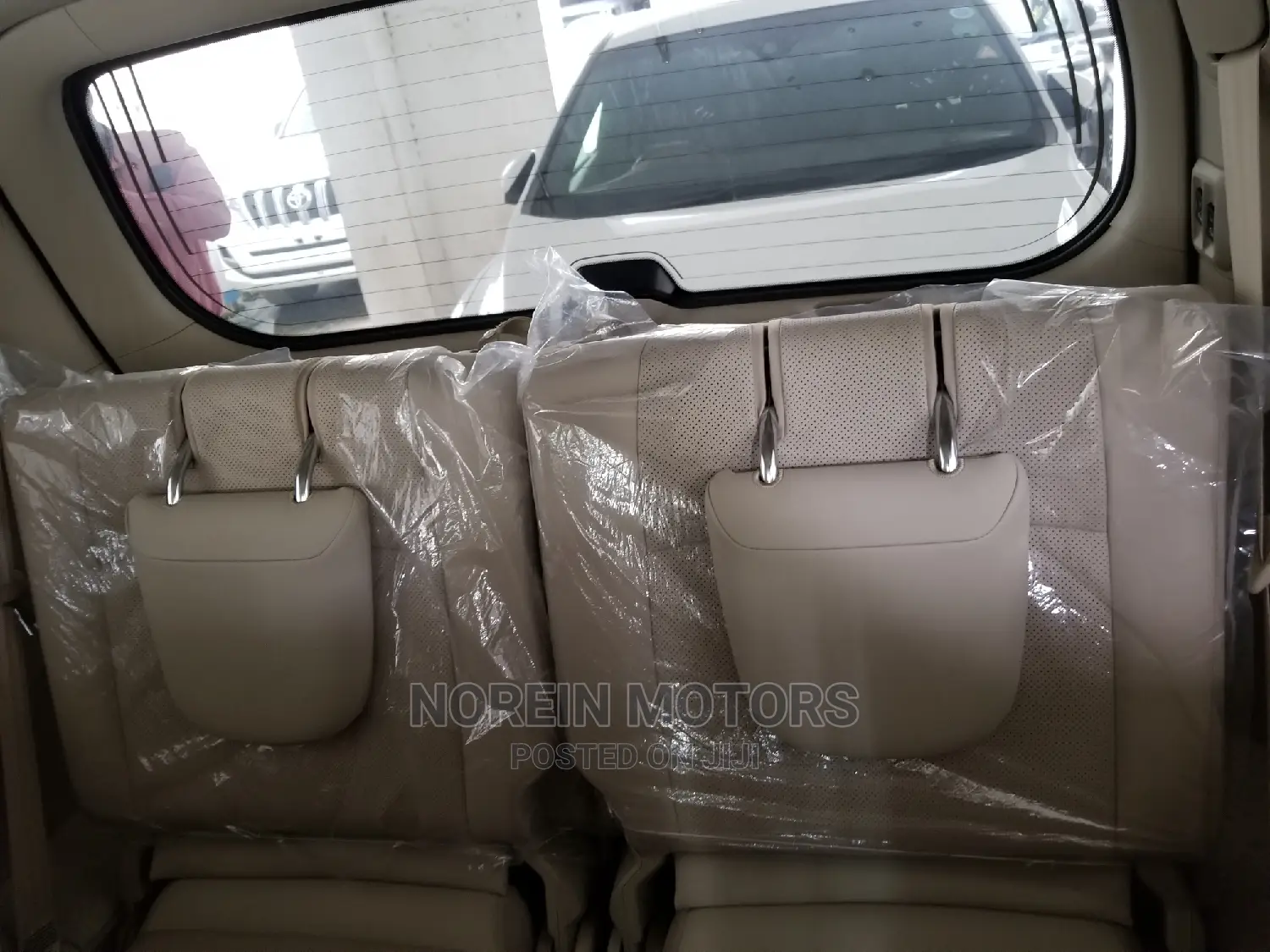 Toyota Land Cruiser Prado 2016 White