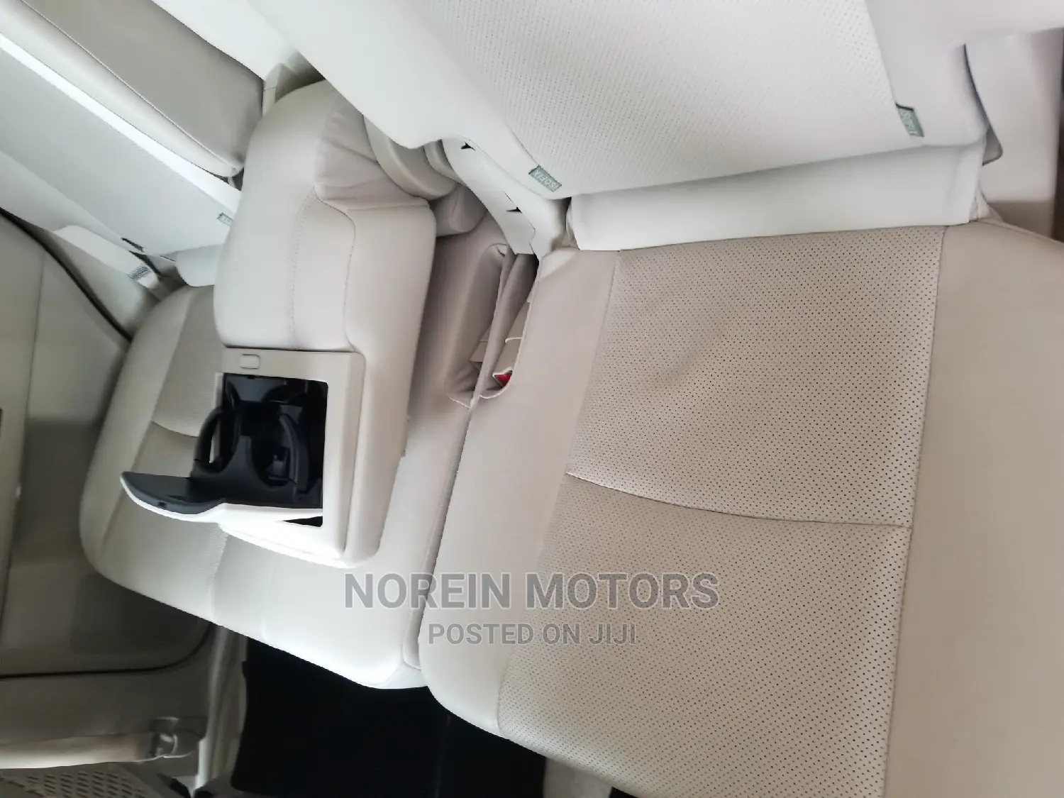 Toyota Land Cruiser Prado 2016 White