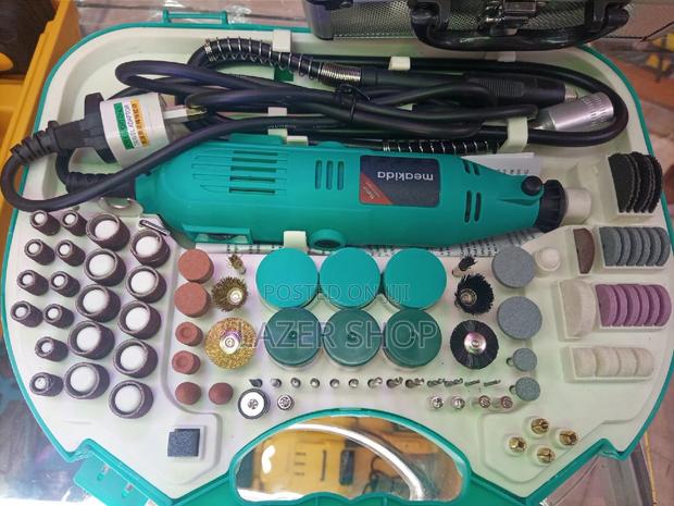 Meakida Engraving Machine - main view