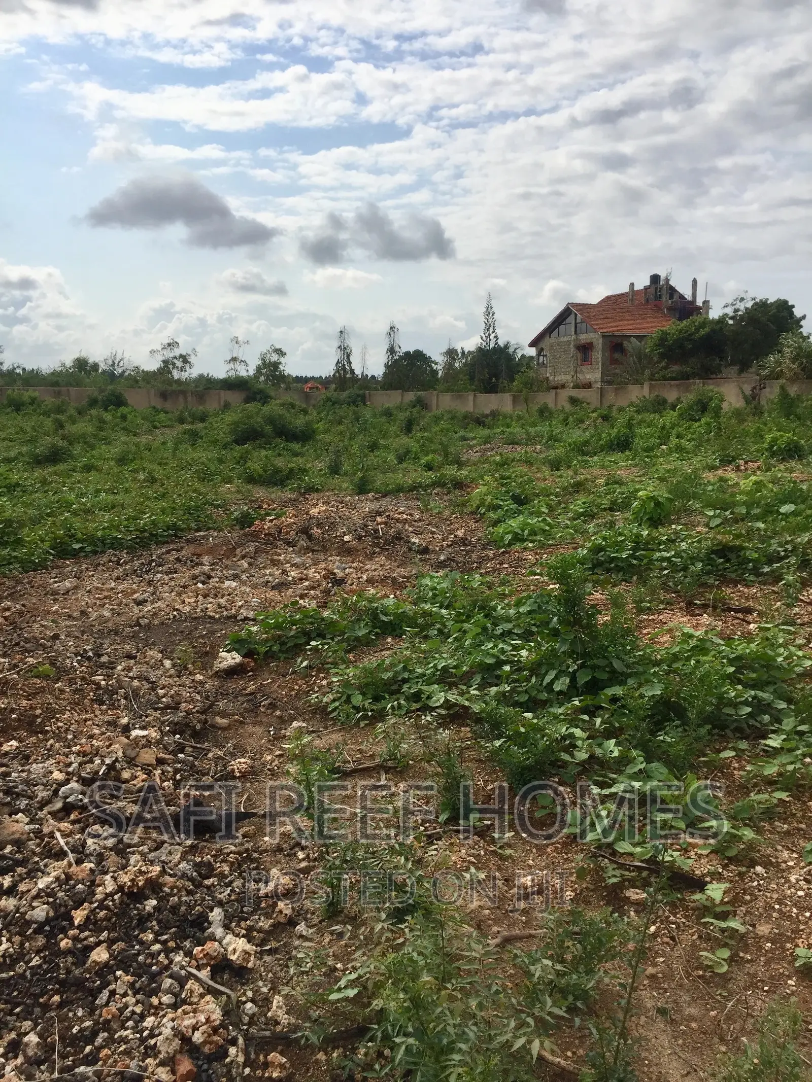 1/2 an Acre Plot for Sale in Shanzu Serena