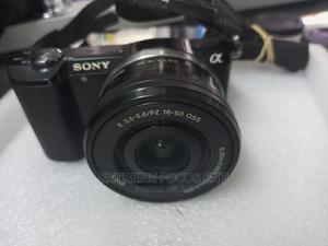 Sony A5000 Superior Mirrorless Camera - main view
