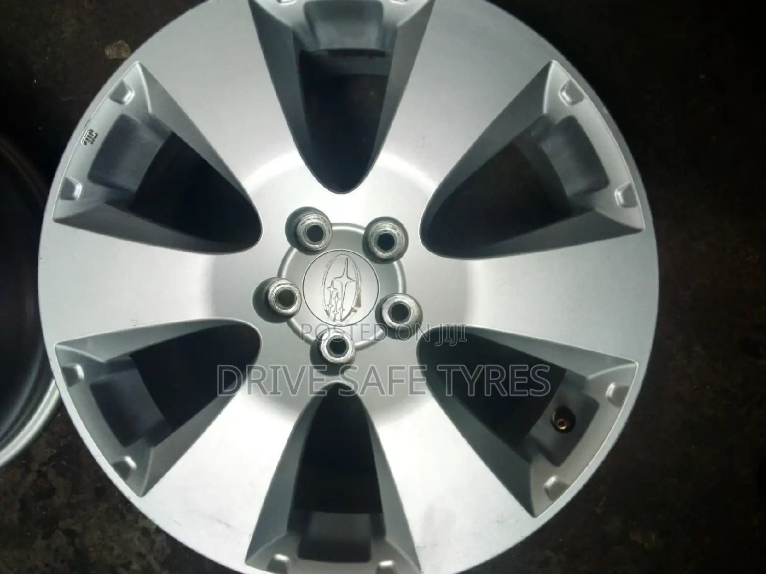 Subaru Outback Original Rims 17 Inch Set Silver
