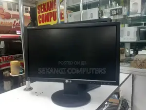 Lg Wide Tft 19"