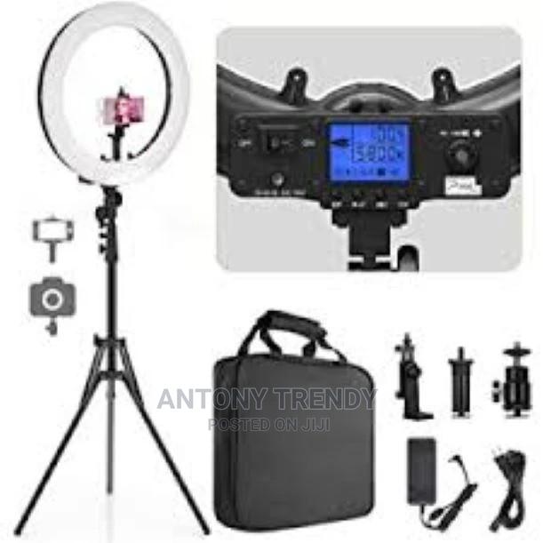RL-18 Rechargeable Flash Make Up Salon Vanity Mirror Mobile - main view