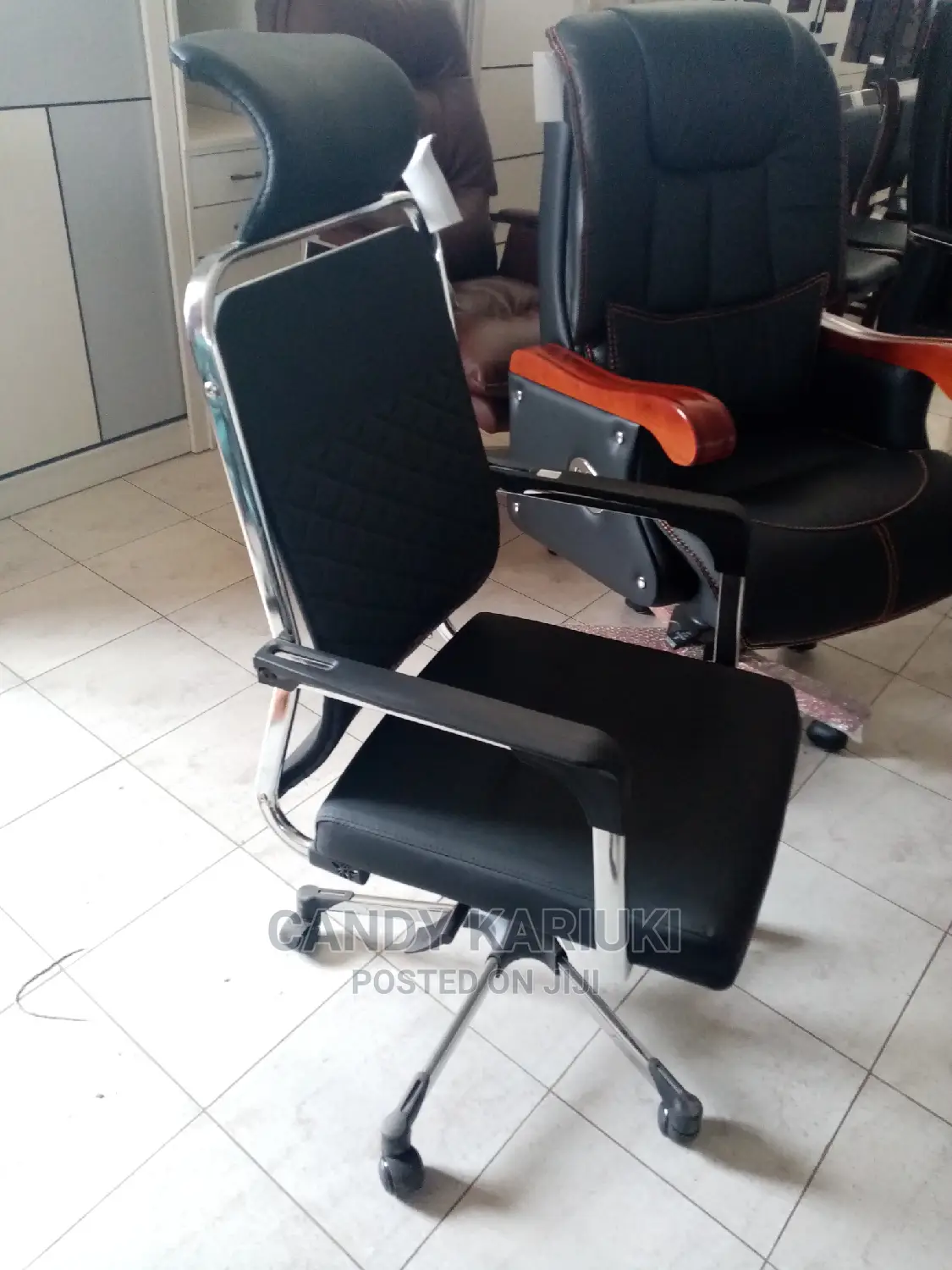 Classy Headrest Office Chair