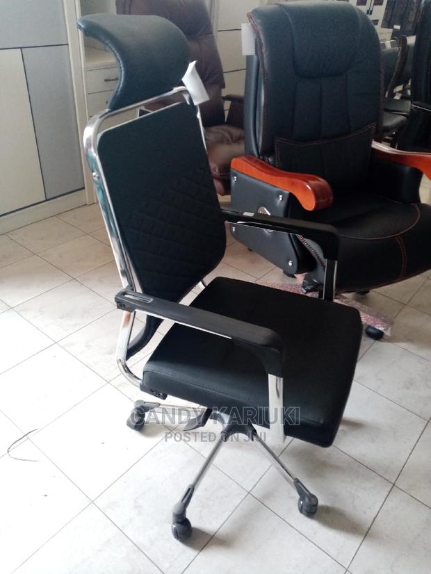 Classy Headrest Office Chair