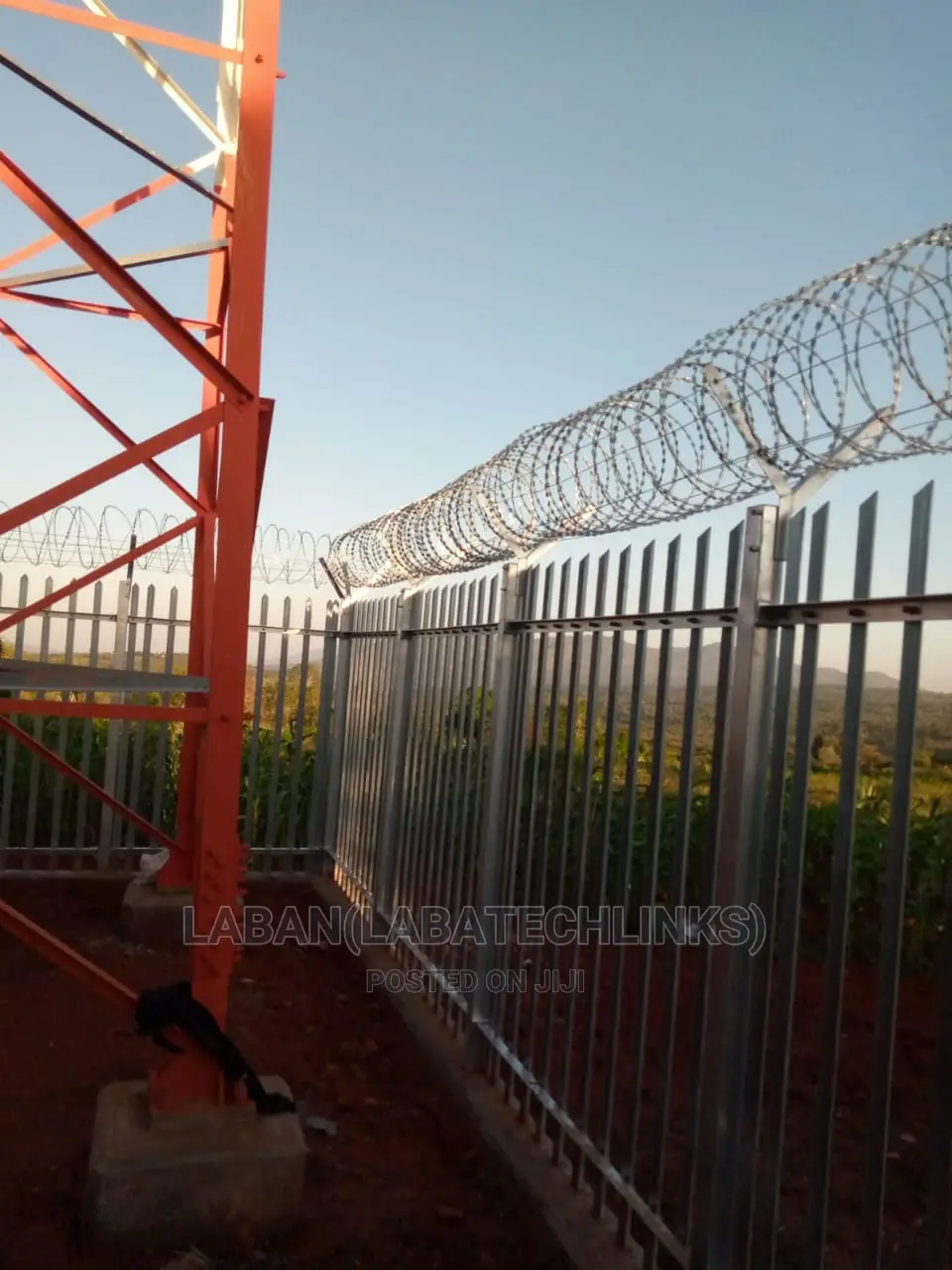 Electric Fence With Installation