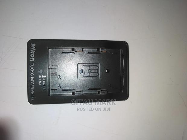 Mh-18a Charger for EN-EL3 and En-El3e Batteries