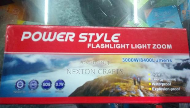Power Style Rechargeable Flashlight Light Zoom - thumbnail 5