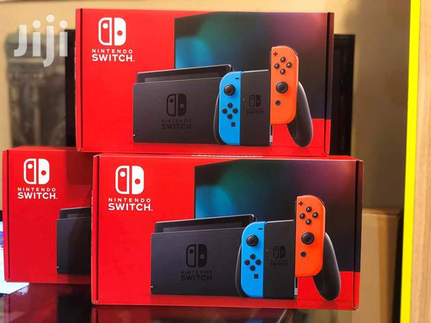 Nintendo Switch New - main view