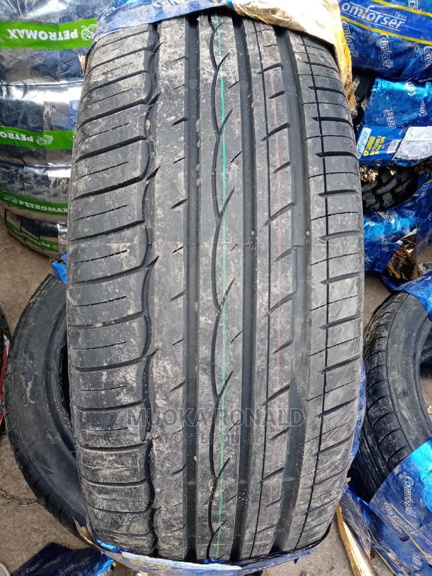 225/45r18 Comforser Tyre - thumbnail 2