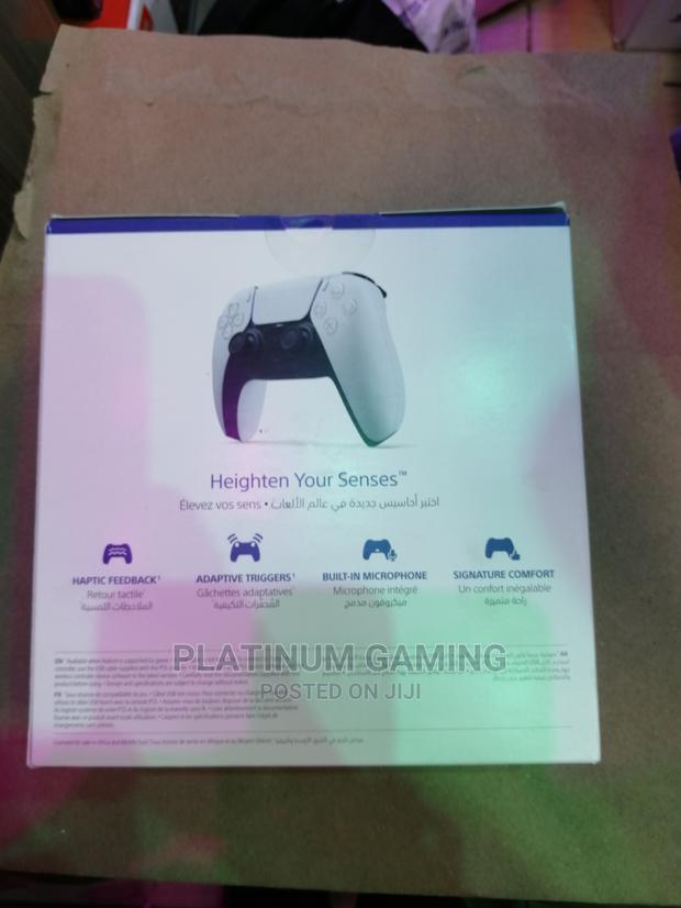Ps5 White Controller - thumbnail 2