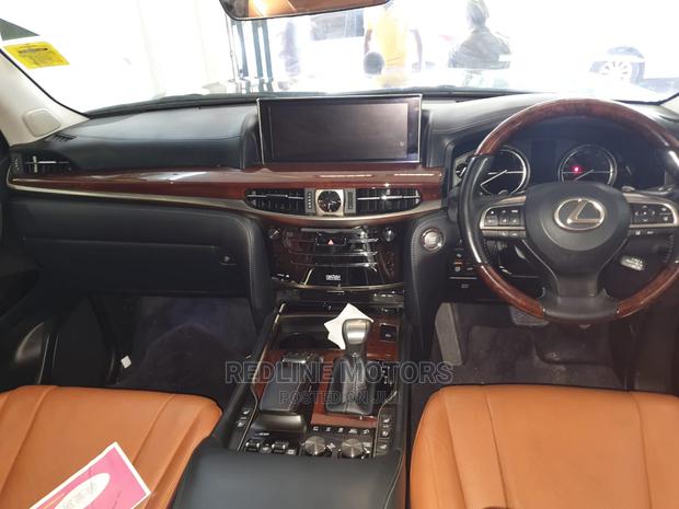 Lexus LX 2016 Black - thumbnail 4