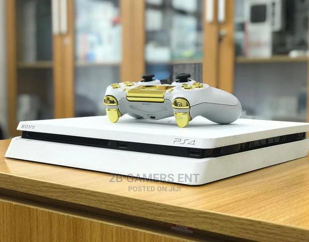 Playstation Slim White - thumbnail 2