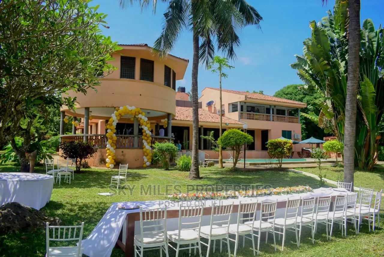 Holiday Villa's Mtwapa Creekside