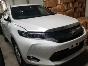 Toyota Harrier 2015 White