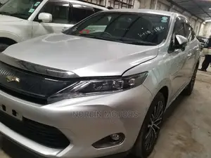 Toyota Harrier 2015 Silver