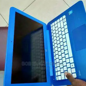 Laptop HP Stream Laptop 2GB Intel Pentium SSD 32GB