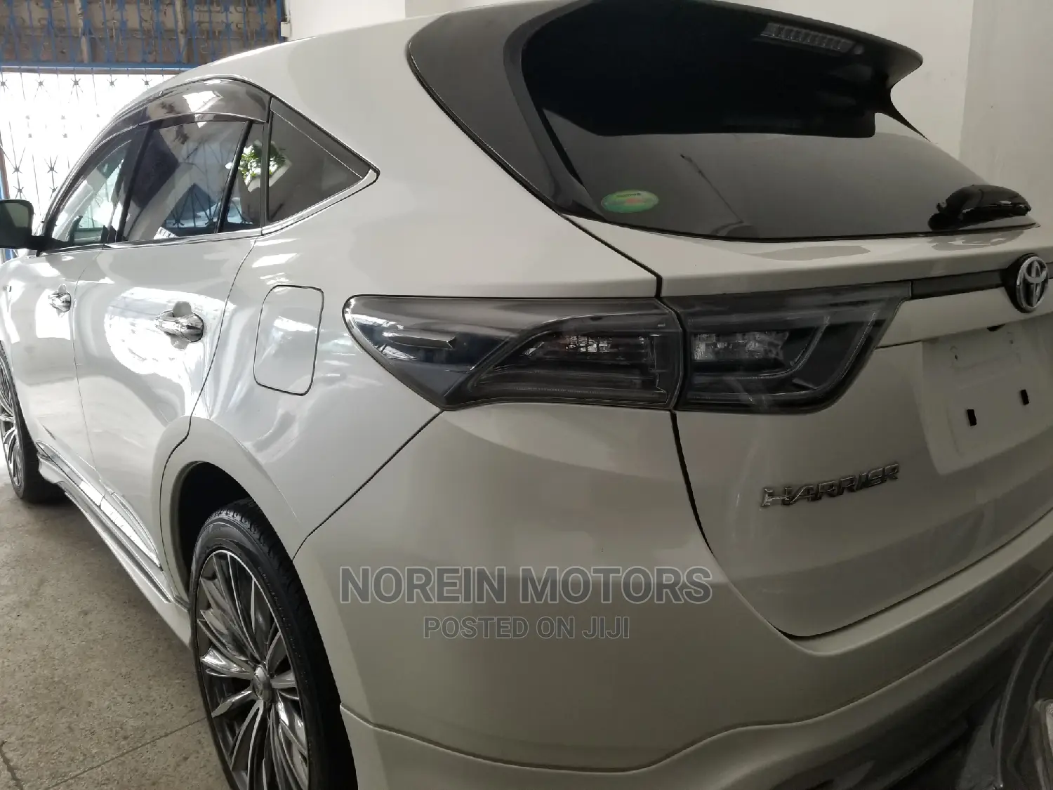 Toyota Harrier 2015 Pearl