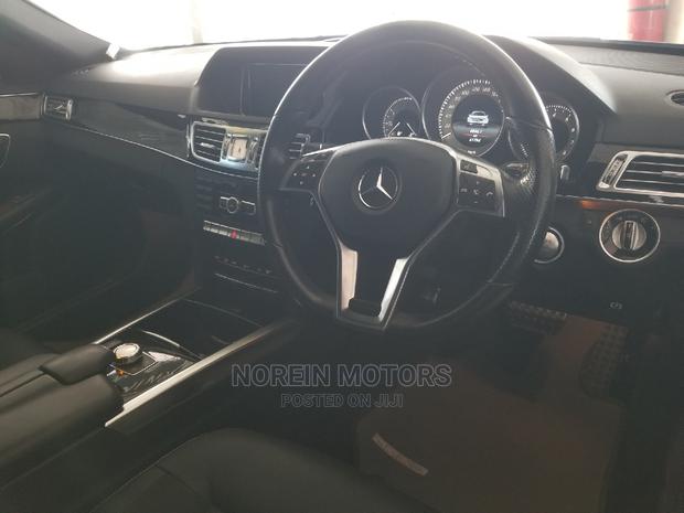 Mercedes-Benz E250 2015 Blue - thumbnail 10