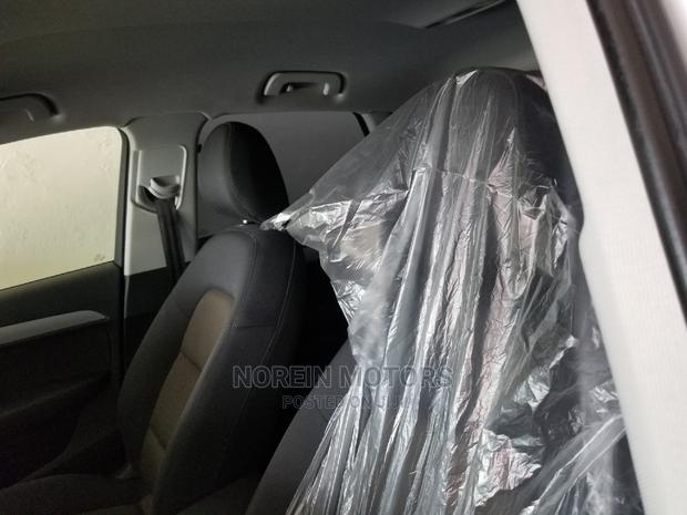 Audi Q3 2015 White - thumbnail 4
