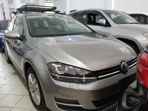 Volkswagen Golf 2014 Silver