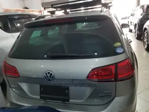 Volkswagen Golf 2014 Silver