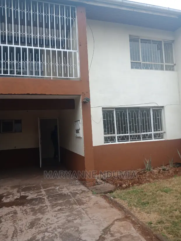 3bdrm Maisonette in South C for Rent
