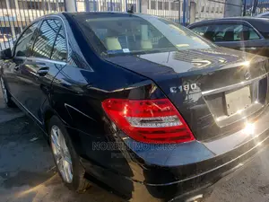 Mercedes-Benz C180 2015