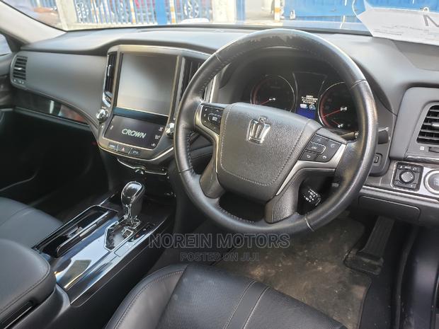 Toyota Crown 2014 - thumbnail 8