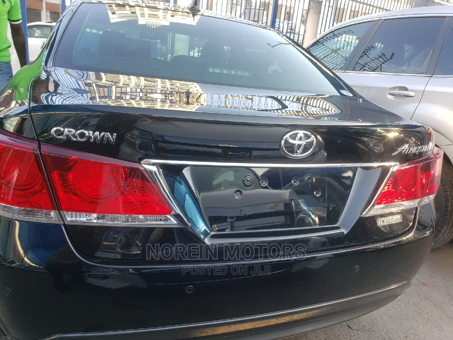 Toyota Crown 2014