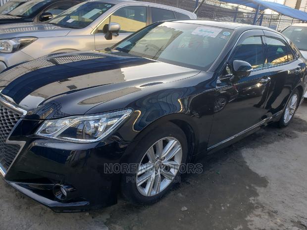 Toyota Crown 2014 - thumbnail 2